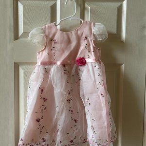 Little girls 4T Beautiful Flower Girls Dress! Pink!
